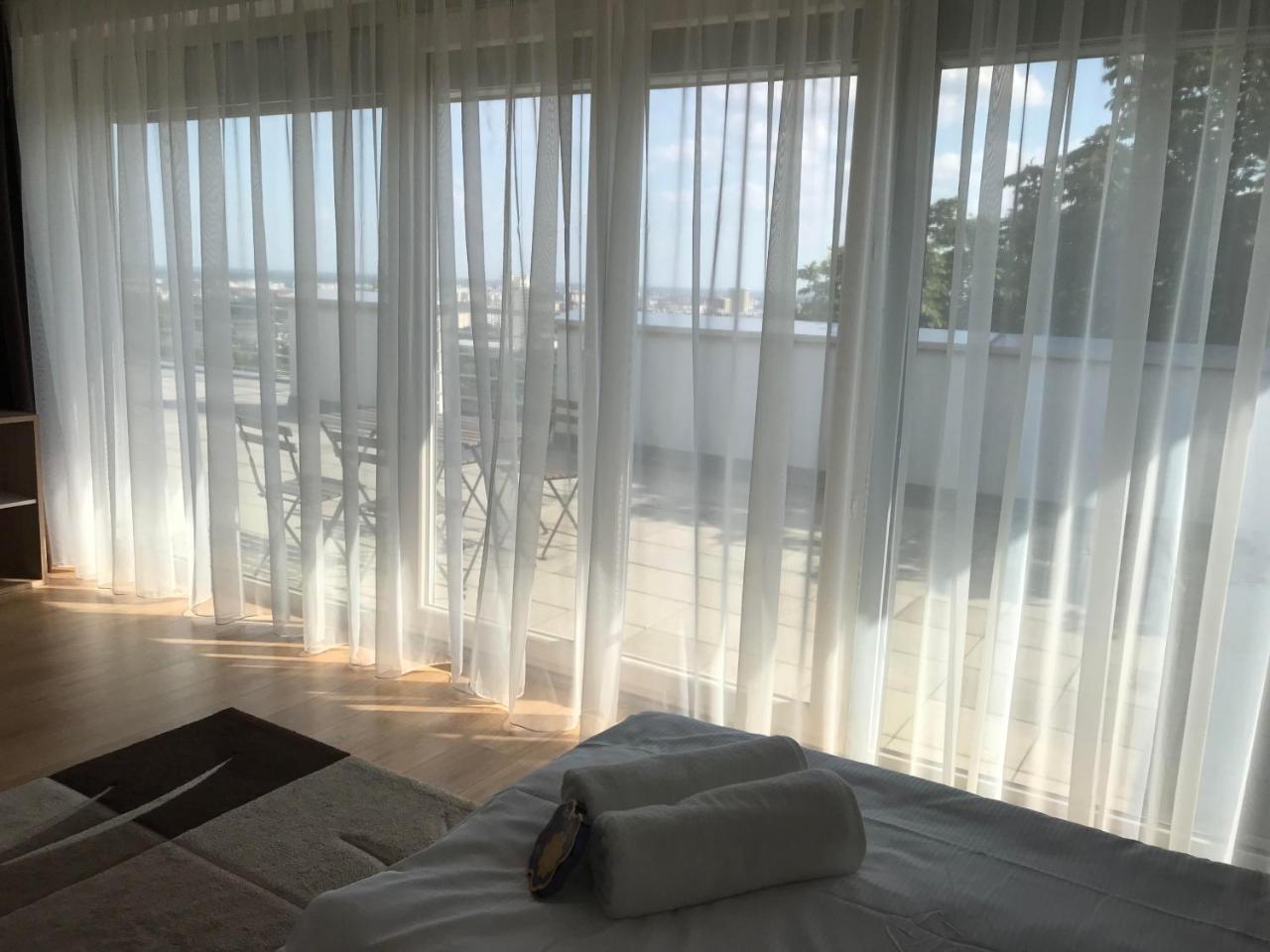 Hotel River View